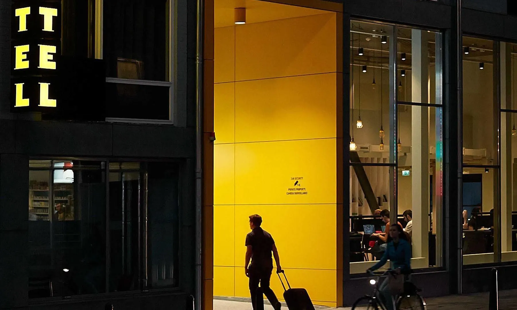 Hotel The Social Hub Den Haag 3*,  Niederlande